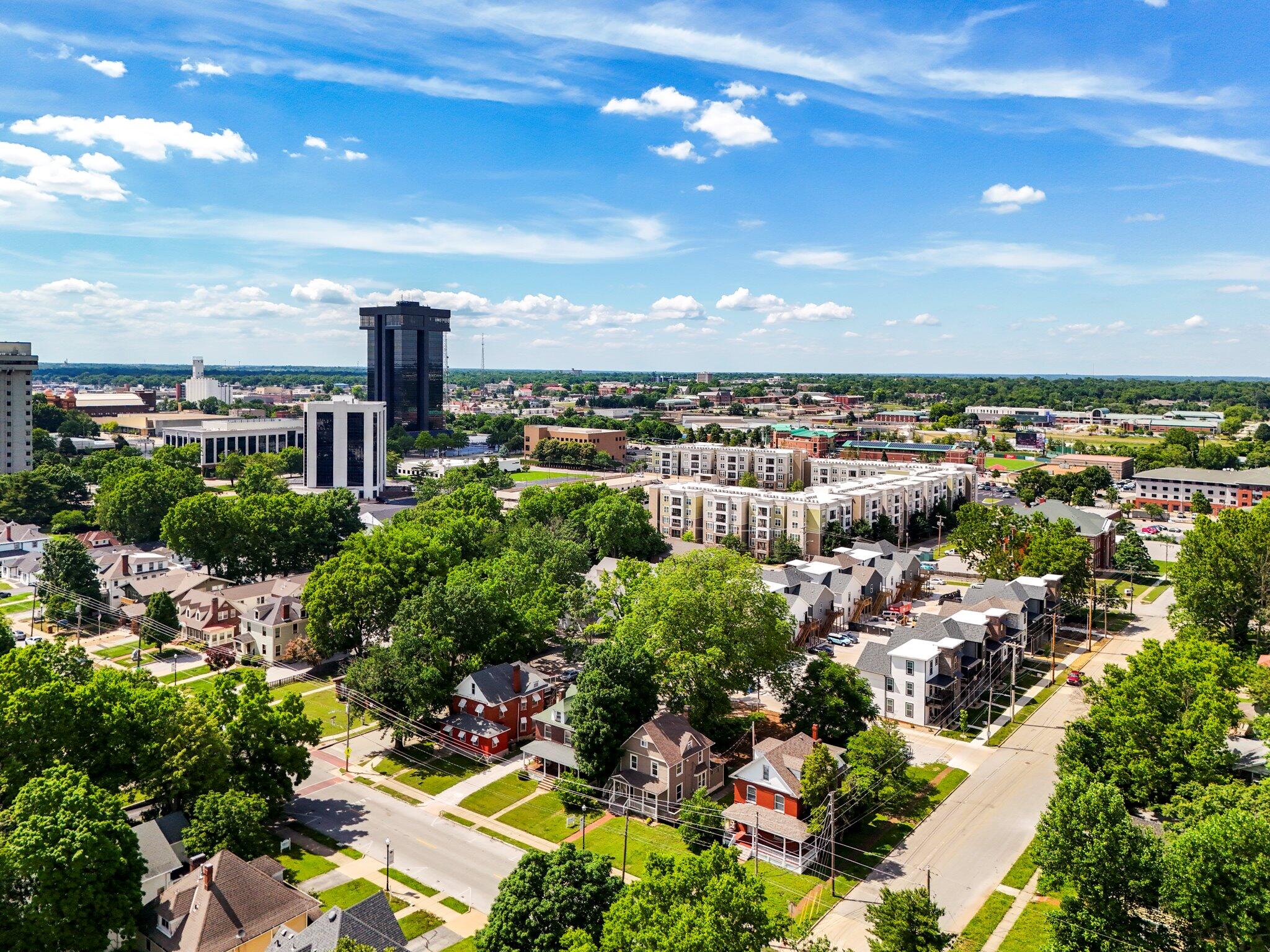 1111 East Walnut Street Springfield, MO 65806 - Photo 4 of 38 39-walnut_aerials-4