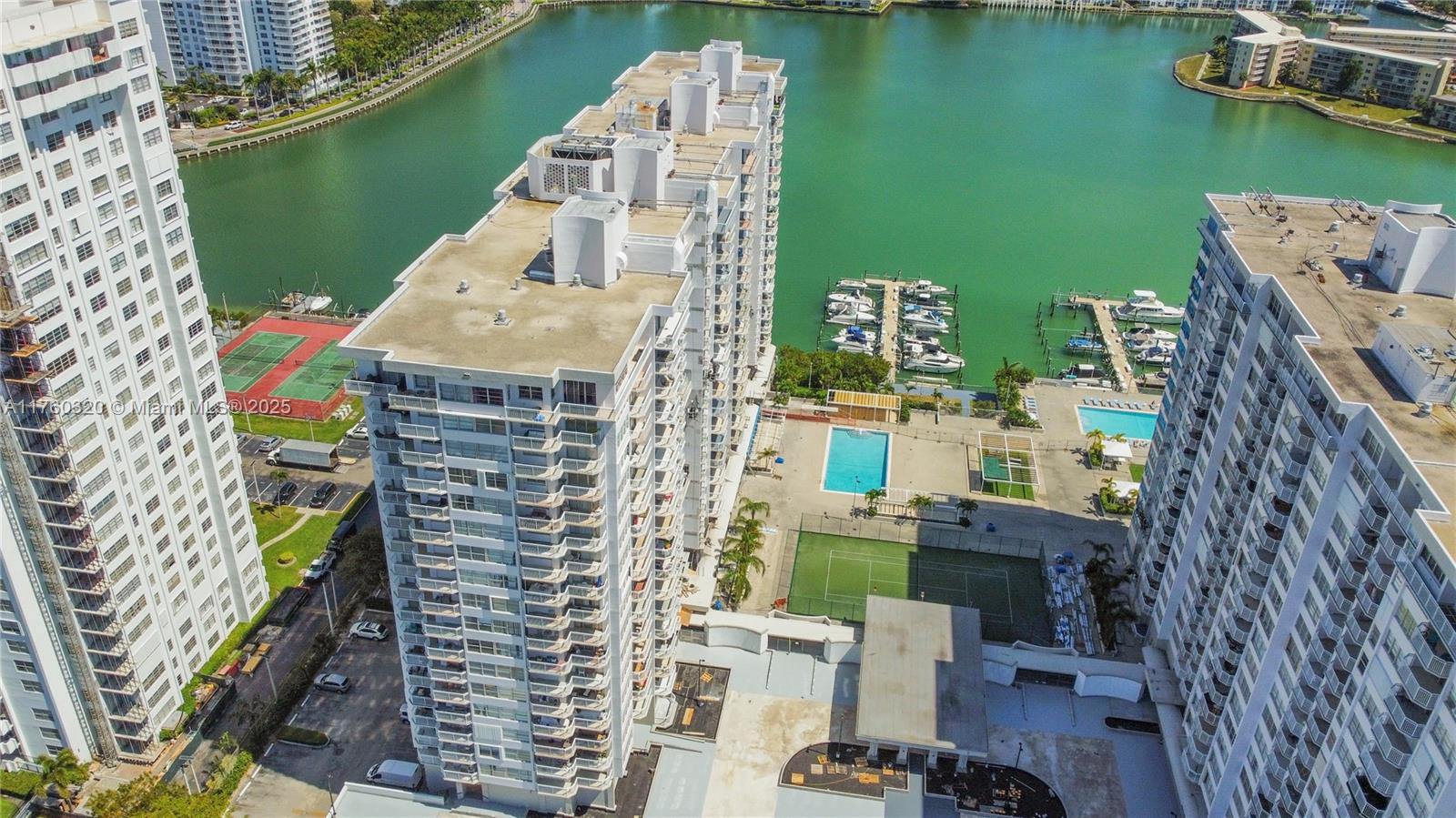 18011 Biscayne Boulevard, Unit 1103 Aventura, FL 33160 - Photo 21 of 23