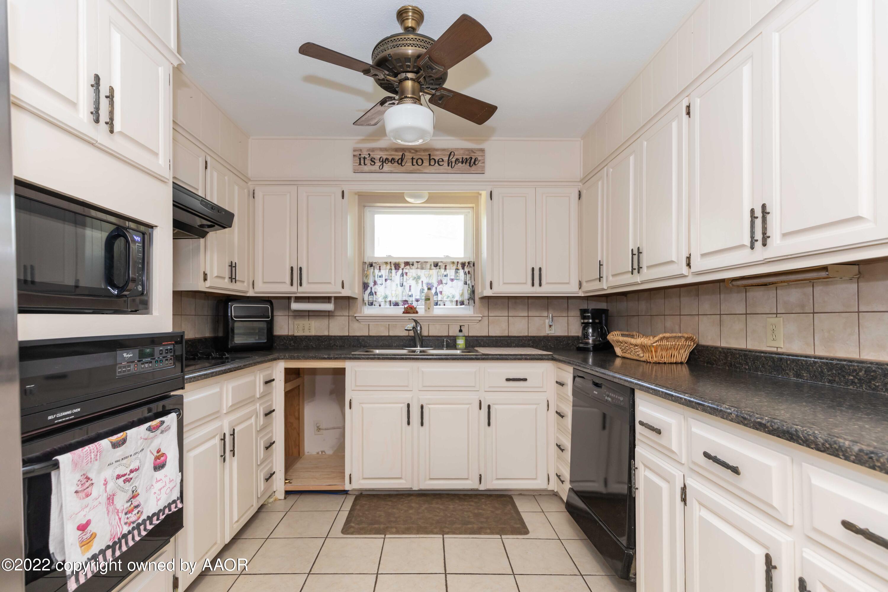 5203 While A Way Road Amarillo, TX 79109 - Photo 12 of 49 KITCHEN VIEW 1