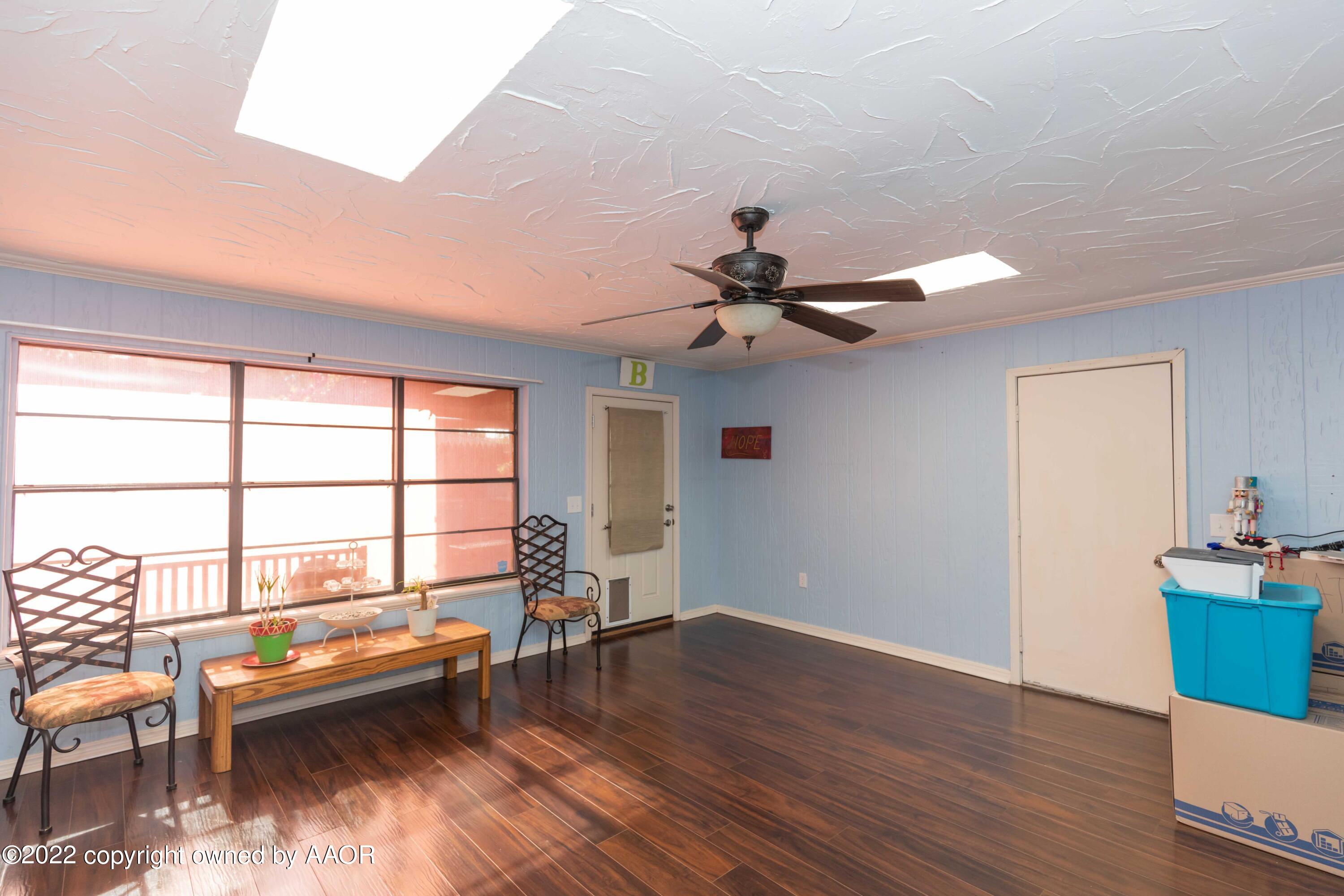 5203 While A Way Road Amarillo, TX 79109 - Photo 20 of 49 DEN VIEW 1