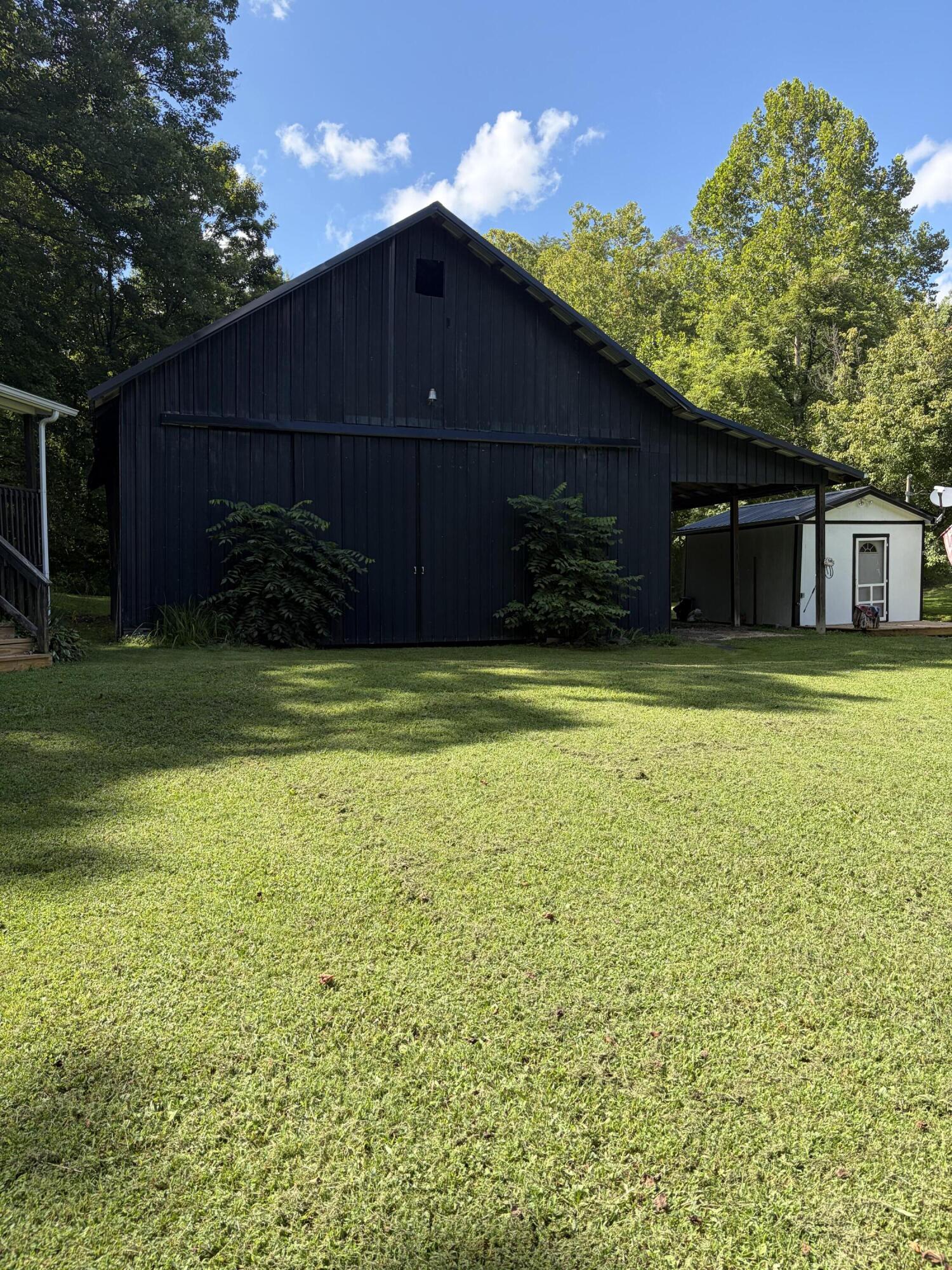 3562 Old Beaver Road Frenchburg, KY 40322 - Photo 16 of 29 IMG_2097