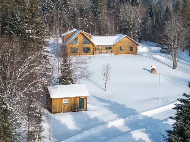 $899,000 | 56 The Tarns Road, Pittsburg, NH 03592