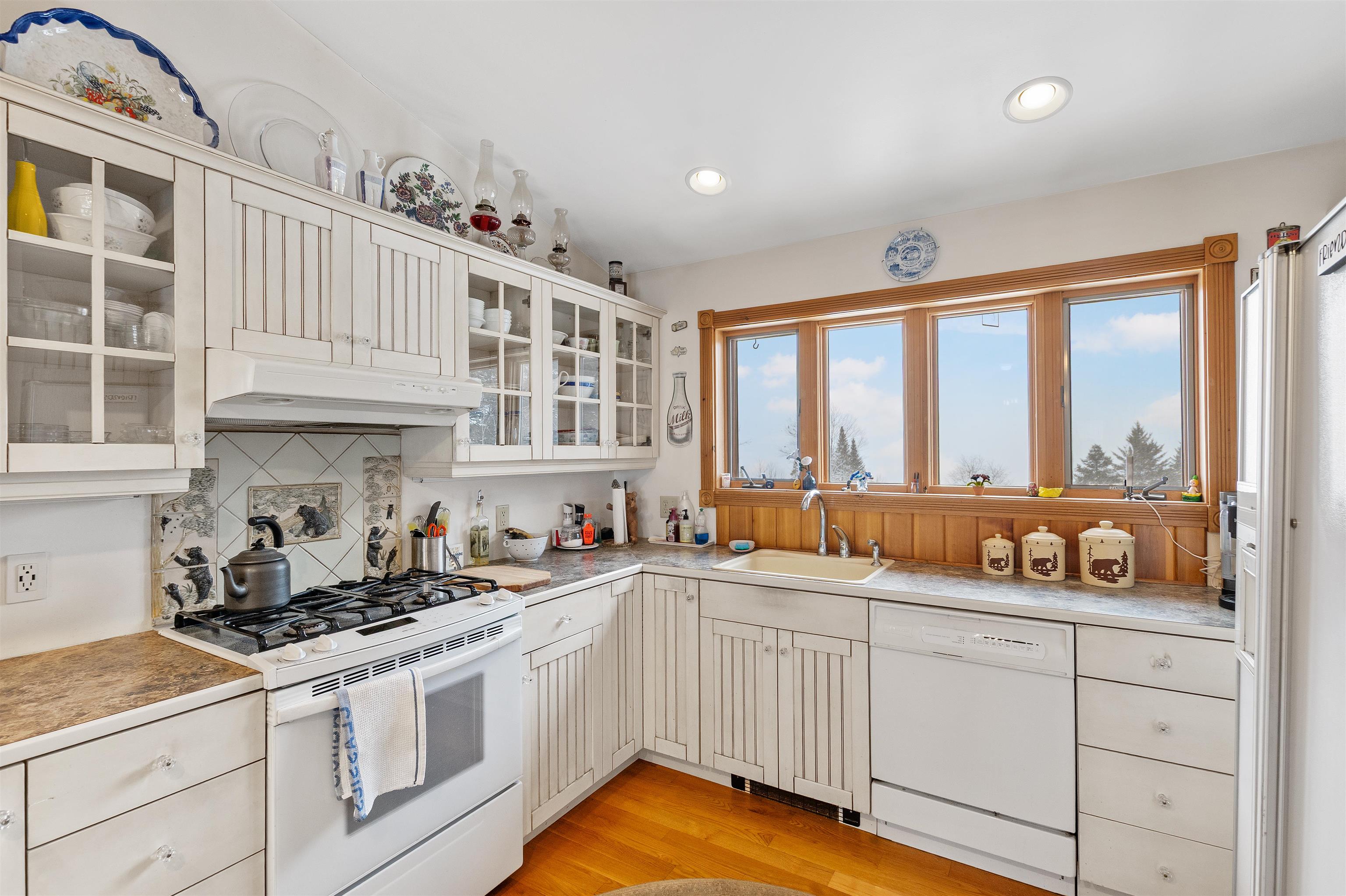 56 The Tarns Road Pittsburg, NH 03592 - Photo 15 of 54