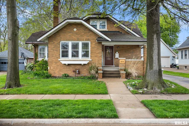 $285,000 | 305 North Third Avenue, Morton, IL 61550