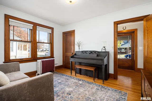 $285,000 | 305 North Third Avenue, Morton, IL 61550