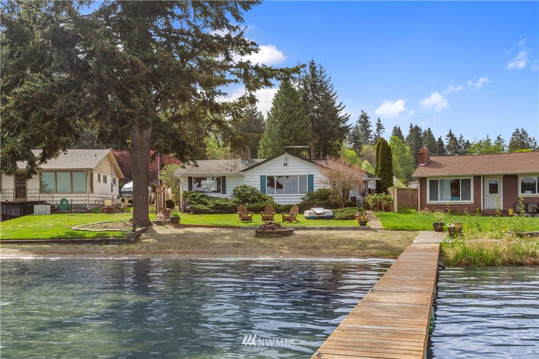 4223 Peninsula Road Stanwood, WA 98292 - Photo 1 of 23 Gallery Image 1