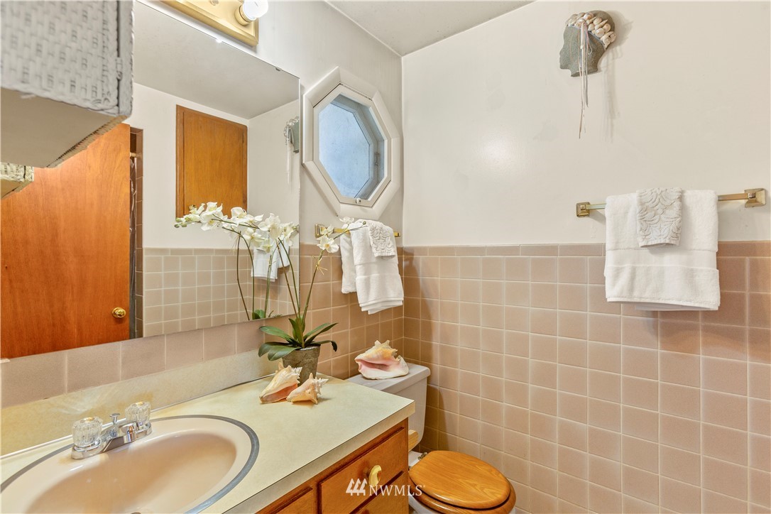 4223 Peninsula Road Stanwood, WA 98292 - Photo 11 of 23 Gallery Image 11