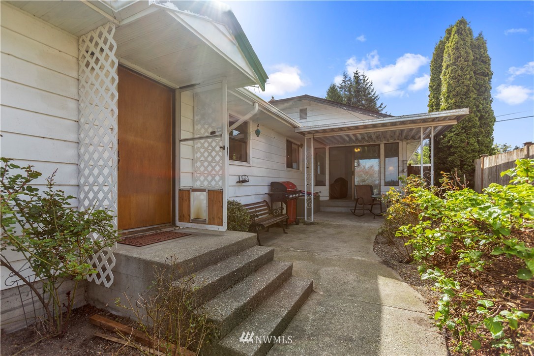 4223 Peninsula Road Stanwood, WA 98292 - Photo 14 of 23 Gallery Image 14