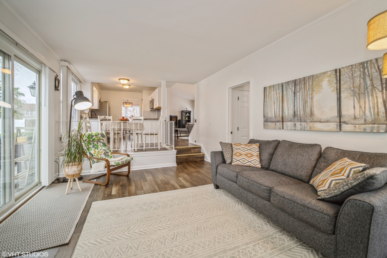 1145 John Drive Hoffman Estates, IL 60169 - Photo 17 of 36 a living room with furniture and a large window