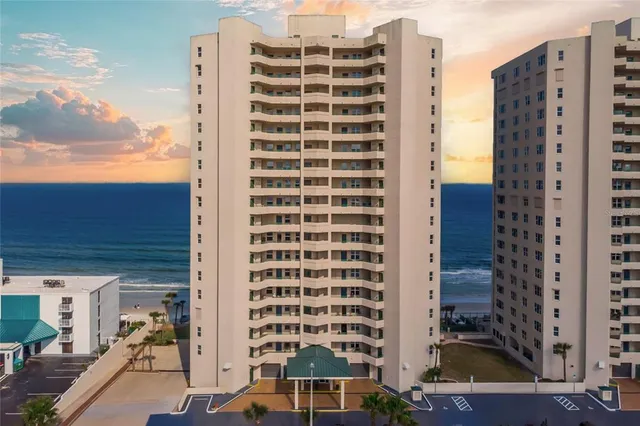 $699,000 | 3311 South Atlantic Avenue, Unit 1704, Daytona Beach Shores, FL 32118