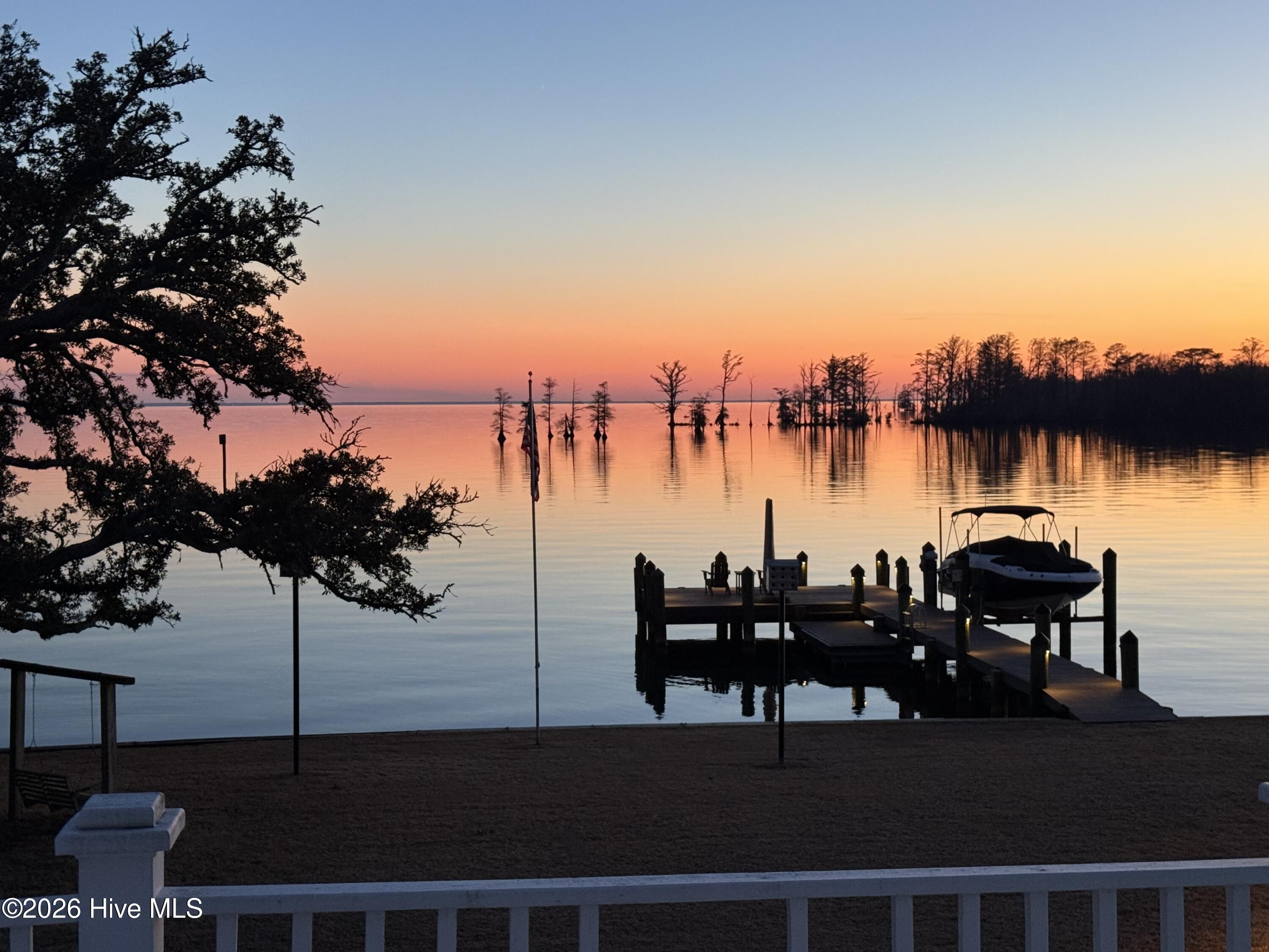 119 Blount Street Edenton, NC 27932 - Photo 4 of 13 IMG_2880