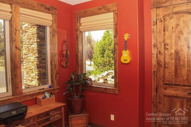 21222 Southwest Gift Road Bend, OR 97703 - Photo 18 of 25 Additional Photo