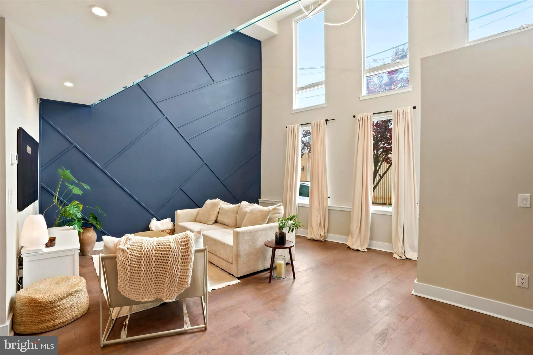 930 South Beulah Street Philadelphia, PA 19147 - Photo 1 of 36 Gallery Image 1