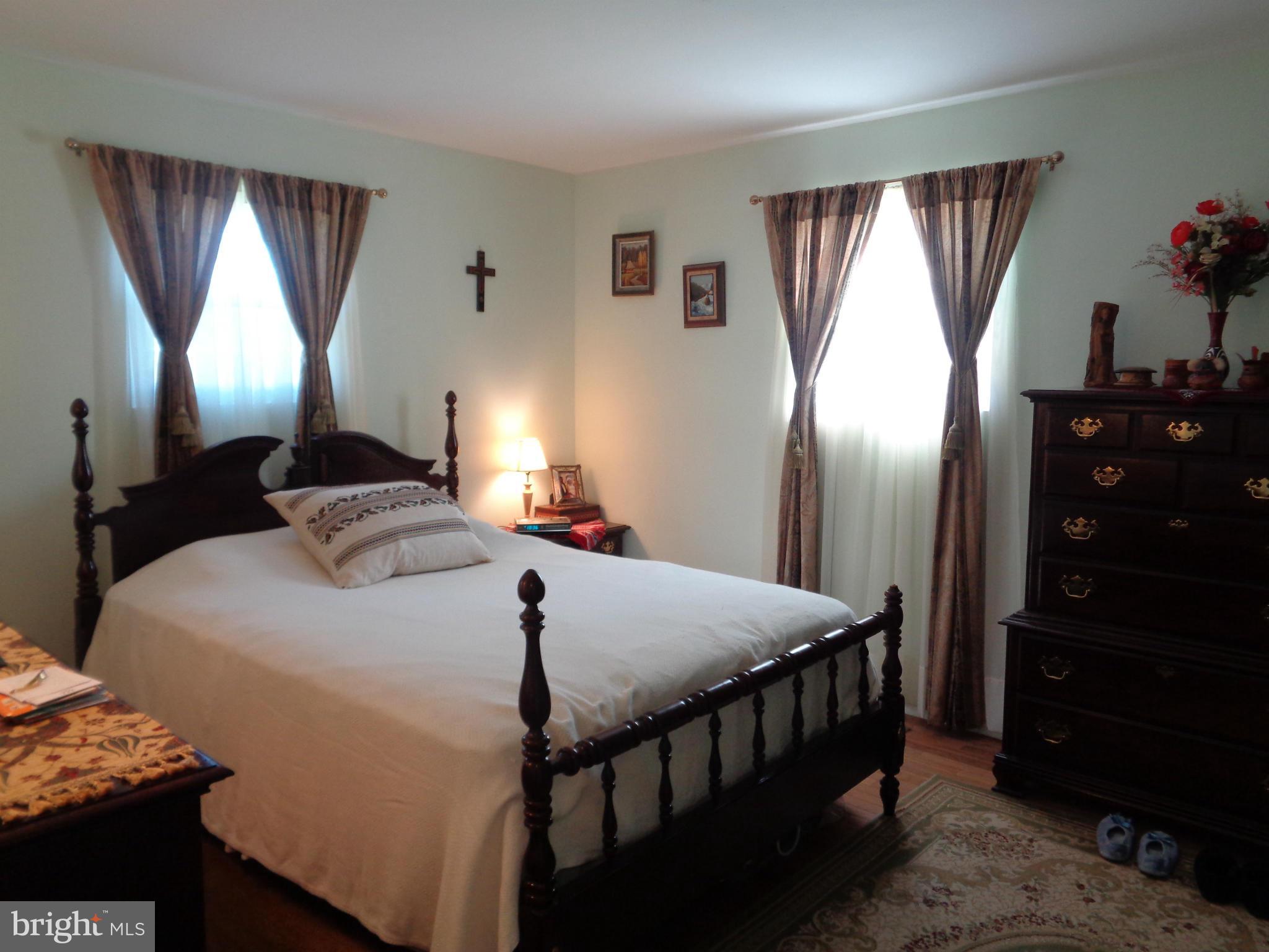 1527 National Road Baltimore, MD 21237 - Photo 13 of 30 Bedroom (Master)