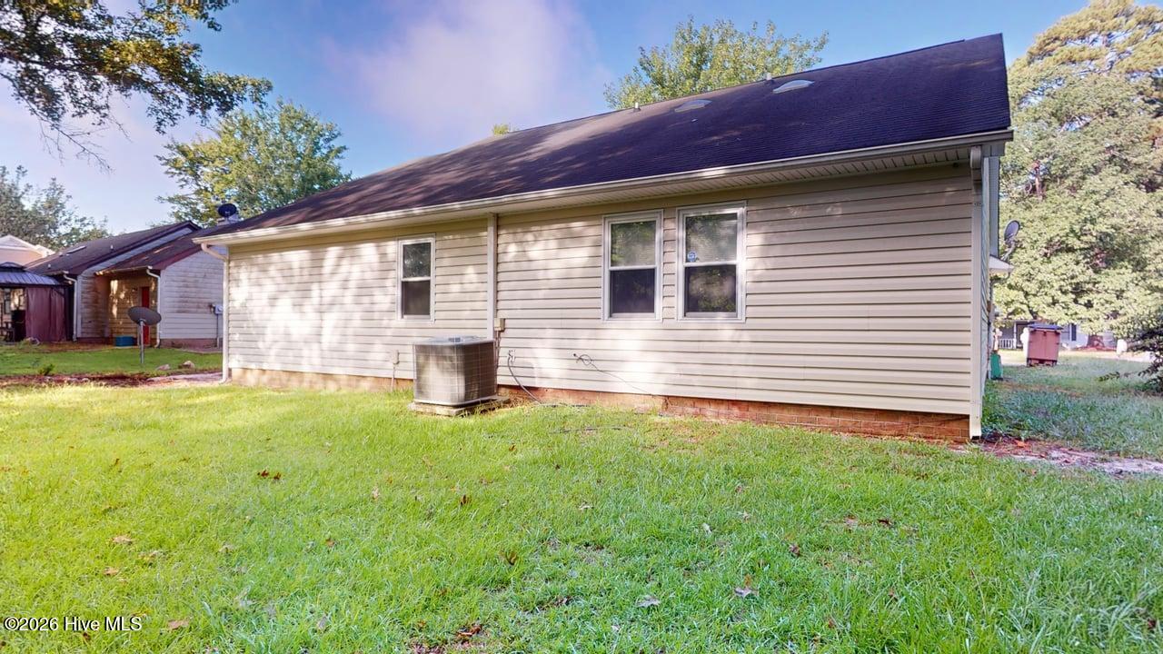 105 Spring Drive Jacksonville, NC 28540 - Photo 33 of 34 Gallery Image 33