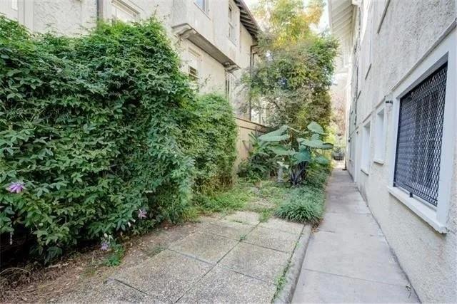 1635 Valence Street New Orleans, LA 70115 - Photo 4 of 6