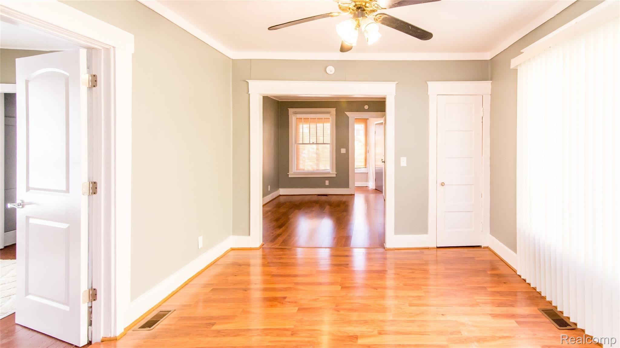 107 Maple Street River Rouge, MI 48218 - Photo 14 of 31 015_18.jpg