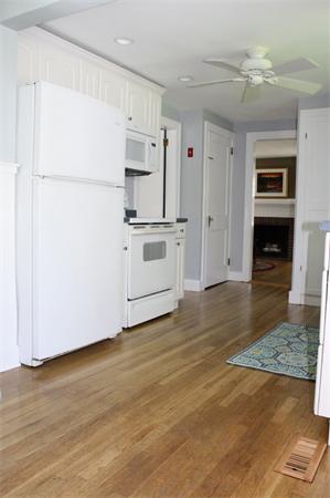 1 Coolidge Road Reading, MA 01867 - Photo 3 of 19 Gallery Image 3