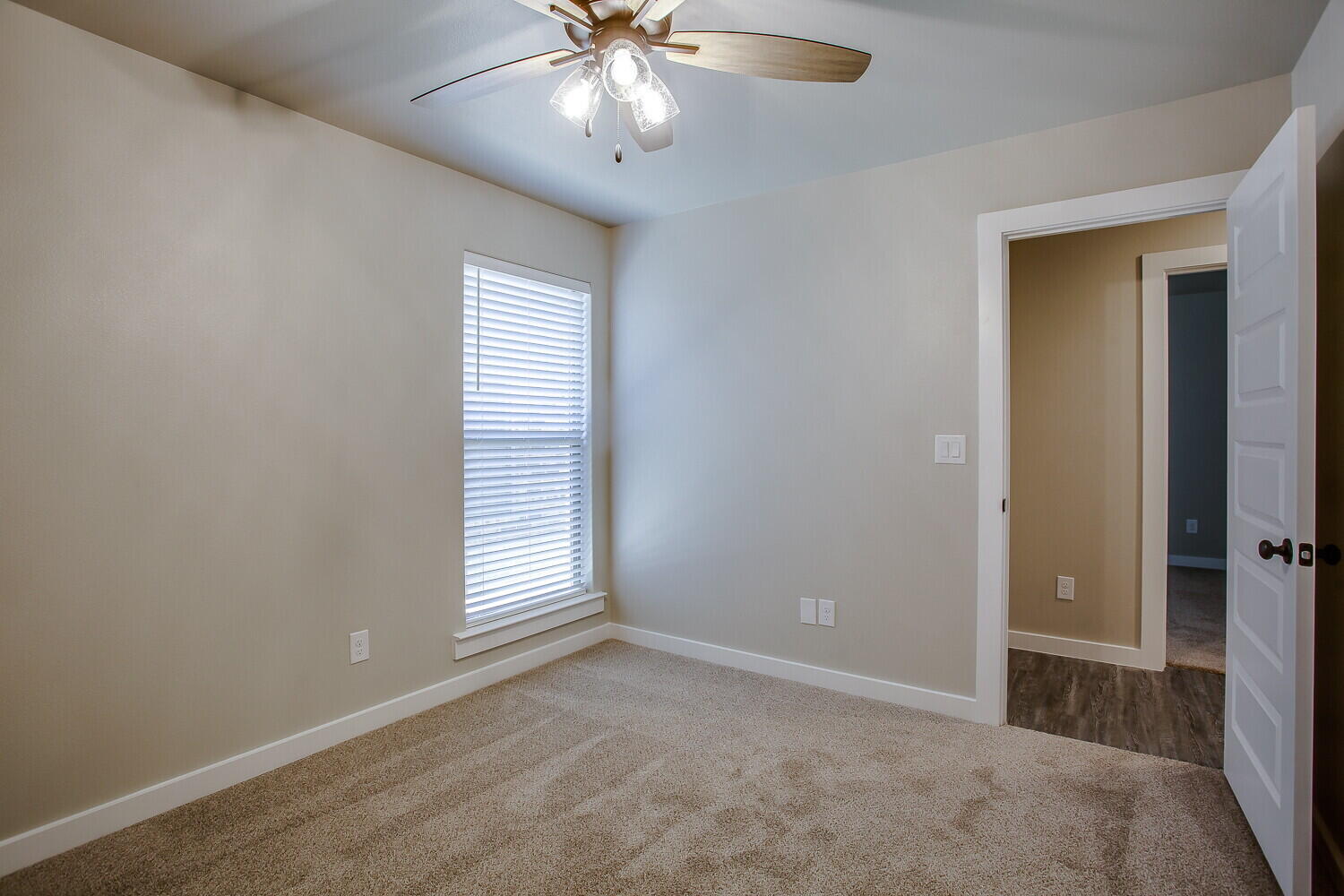 1710 142nd Street Lubbock, TX 79423 - Photo 14 of 18 1710-113