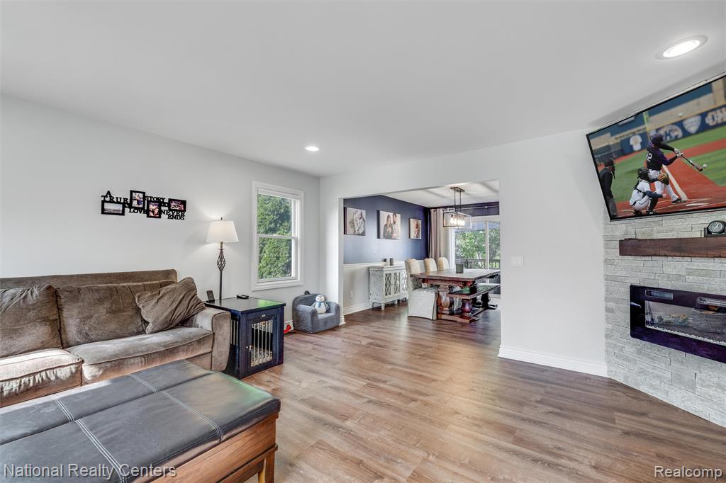 3059 Kenmore Road Berkley, MI 48072 - Photo 9 of 55 Gallery Image 9