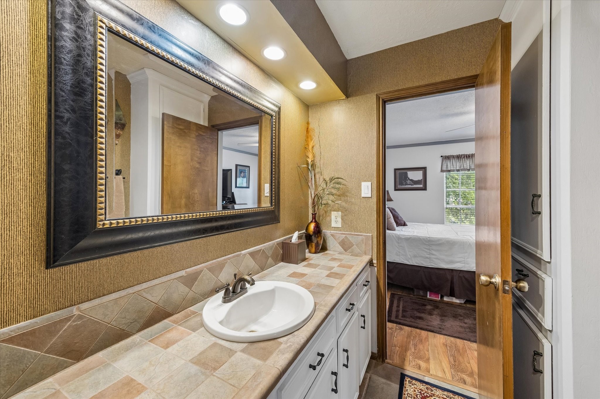 5327 Lacreek Lane Spring, TX 77379 - Photo 25 of 37