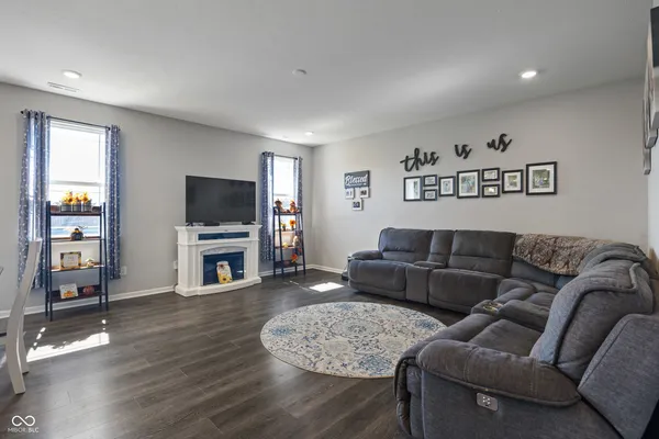 $409,900 | 1265 Shaw Lane, Shelbyville, IN 46176