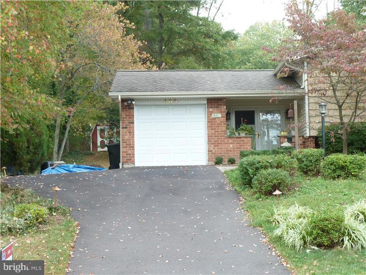 605 Meadowlark Road Audubon, PA 19403 - Photo 3 of 24 Gallery Image 3