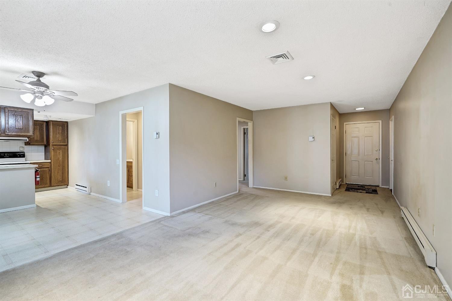 270A Convent Road, Unit B Monroe Township, NJ 08831 - Photo 7 of 27 Gallery Image 7