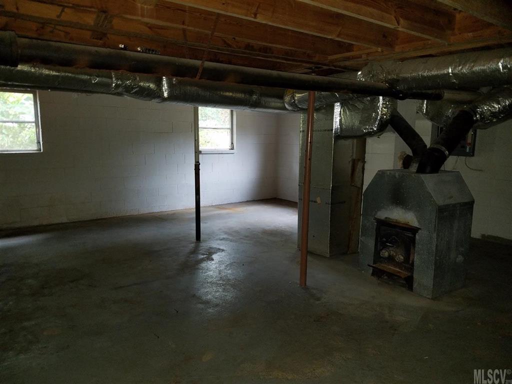 809 4th Street Southwest Conover, NC 28613 - Photo 14 of 25 Gallery Image 14