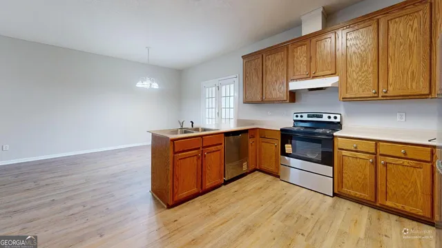 wooden floor in an empty room