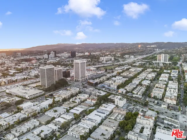 $1,215,000 | 1878 Greenfield Avenue, Unit 104, Los Angeles, CA 90025