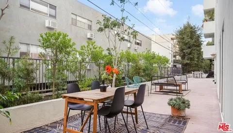 $1,215,000 | 1878 Greenfield Avenue, Unit 104, Los Angeles, CA 90025
