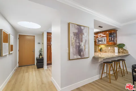 $1,215,000 | 1878 Greenfield Avenue, Unit 104, Los Angeles, CA 90025