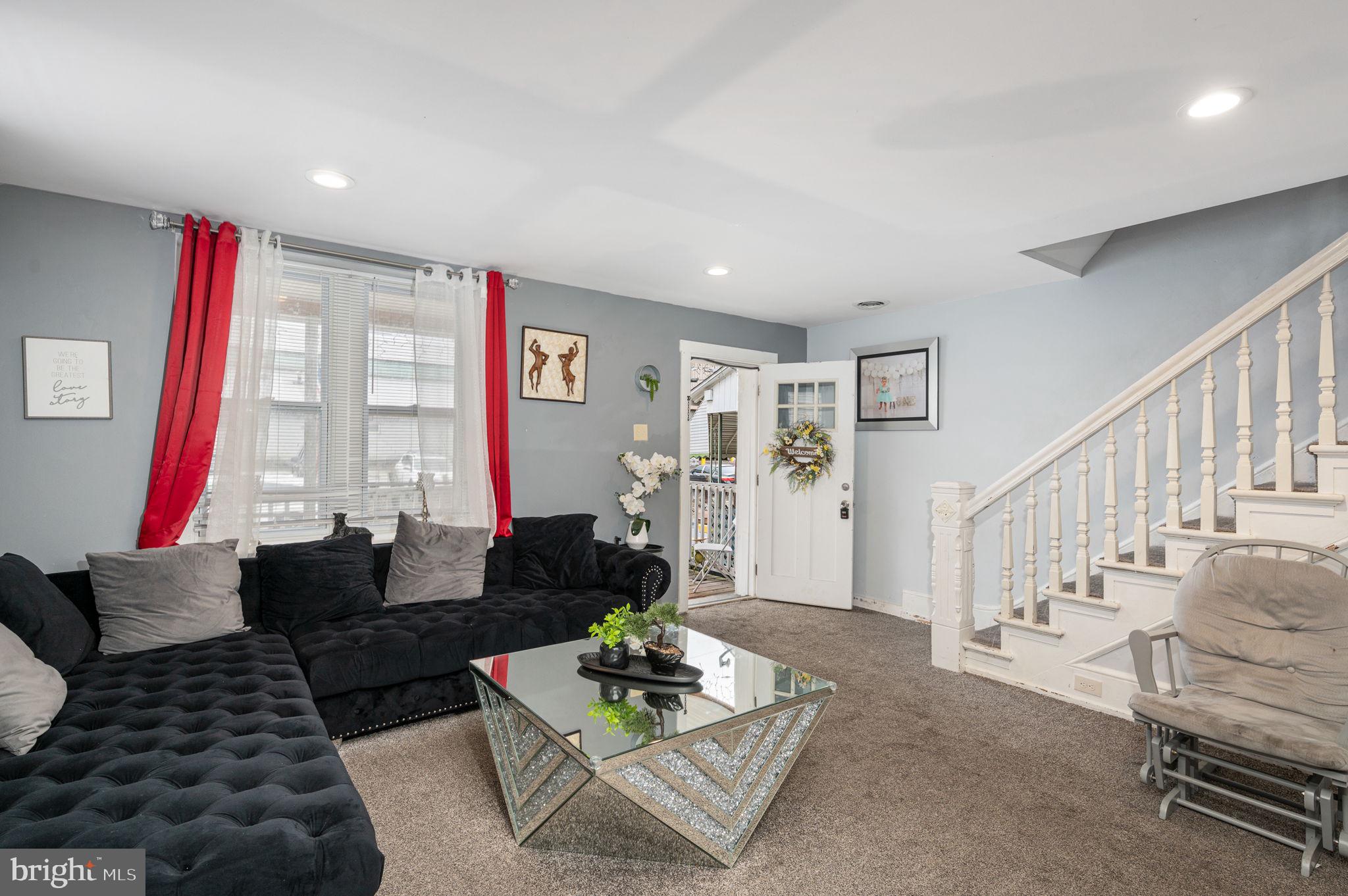 11 Montello Road Reading, PA 19608 - Photo 18 of 29 Living Area