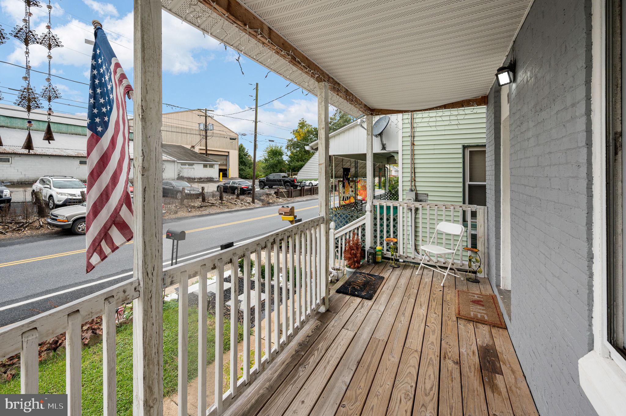 11 Montello Road Reading, PA 19608 - Photo 4 of 29 Front Deck