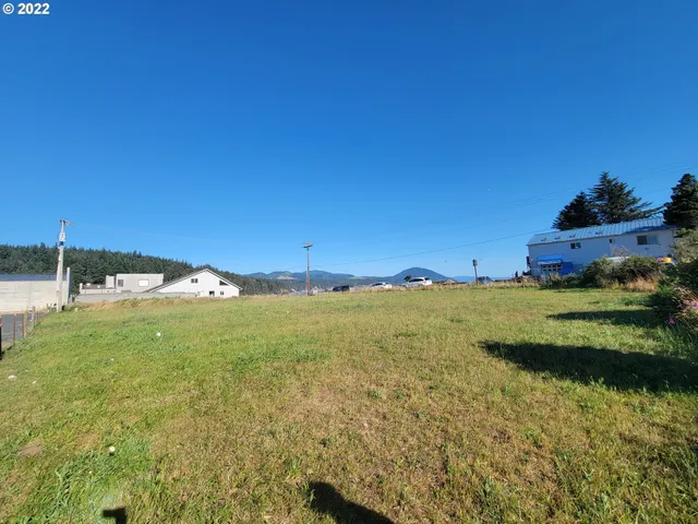 $795,000 | 0 5th, Port Orford, OR 97465
