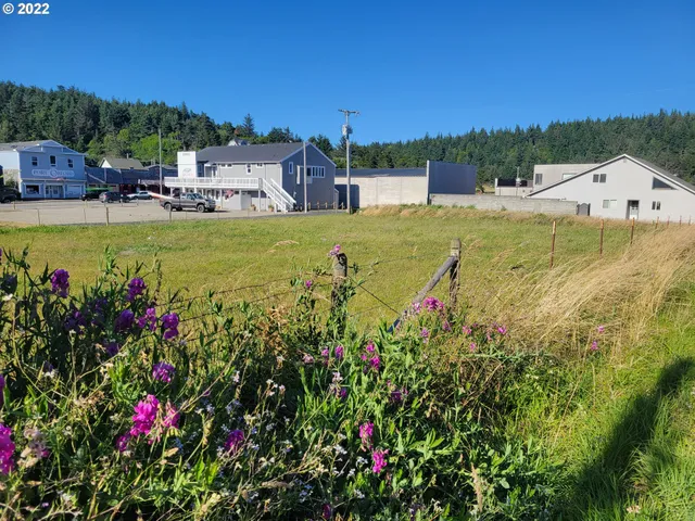 $795,000 | 0 5th, Port Orford, OR 97465