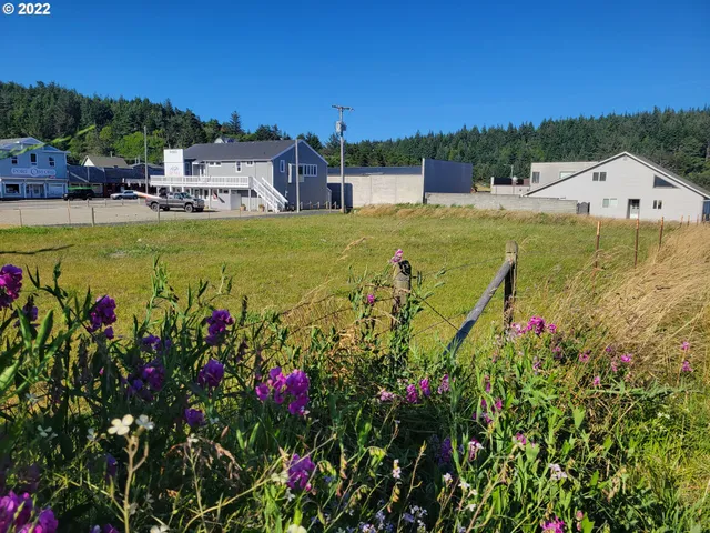 $795,000 | 0 5th, Port Orford, OR 97465