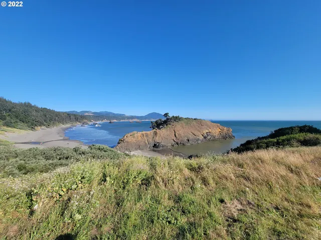 $795,000 | 0 5th, Port Orford, OR 97465