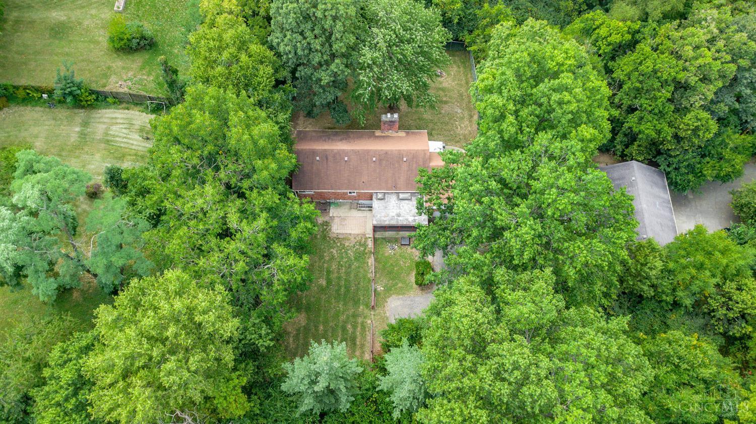 4489 Foley Road Cincinnati, OH 45238 - Photo 2 of 26