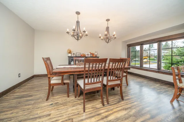 $1,600,000 | 17022 North Golden Drive, Colbert, WA 99005