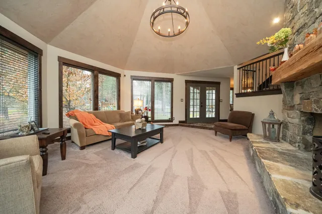 $1,600,000 | 17022 North Golden Drive, Colbert, WA 99005