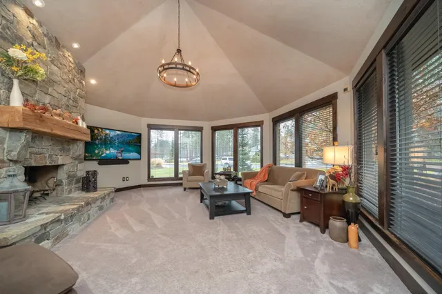 $1,600,000 | 17022 North Golden Drive, Colbert, WA 99005