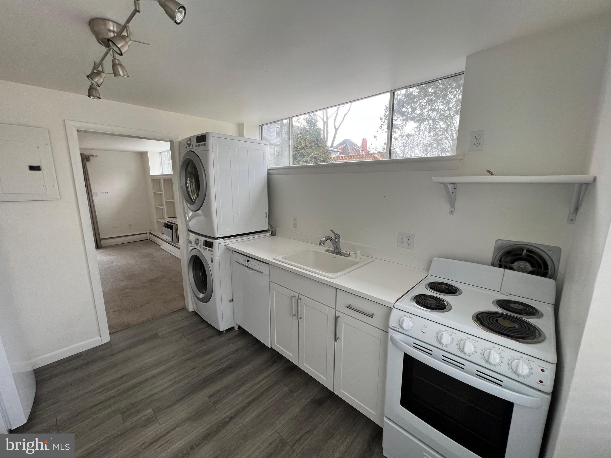 454 Old Lancaster Road, Unit 6 Haverford, PA 19041 - Photo 4 of 15