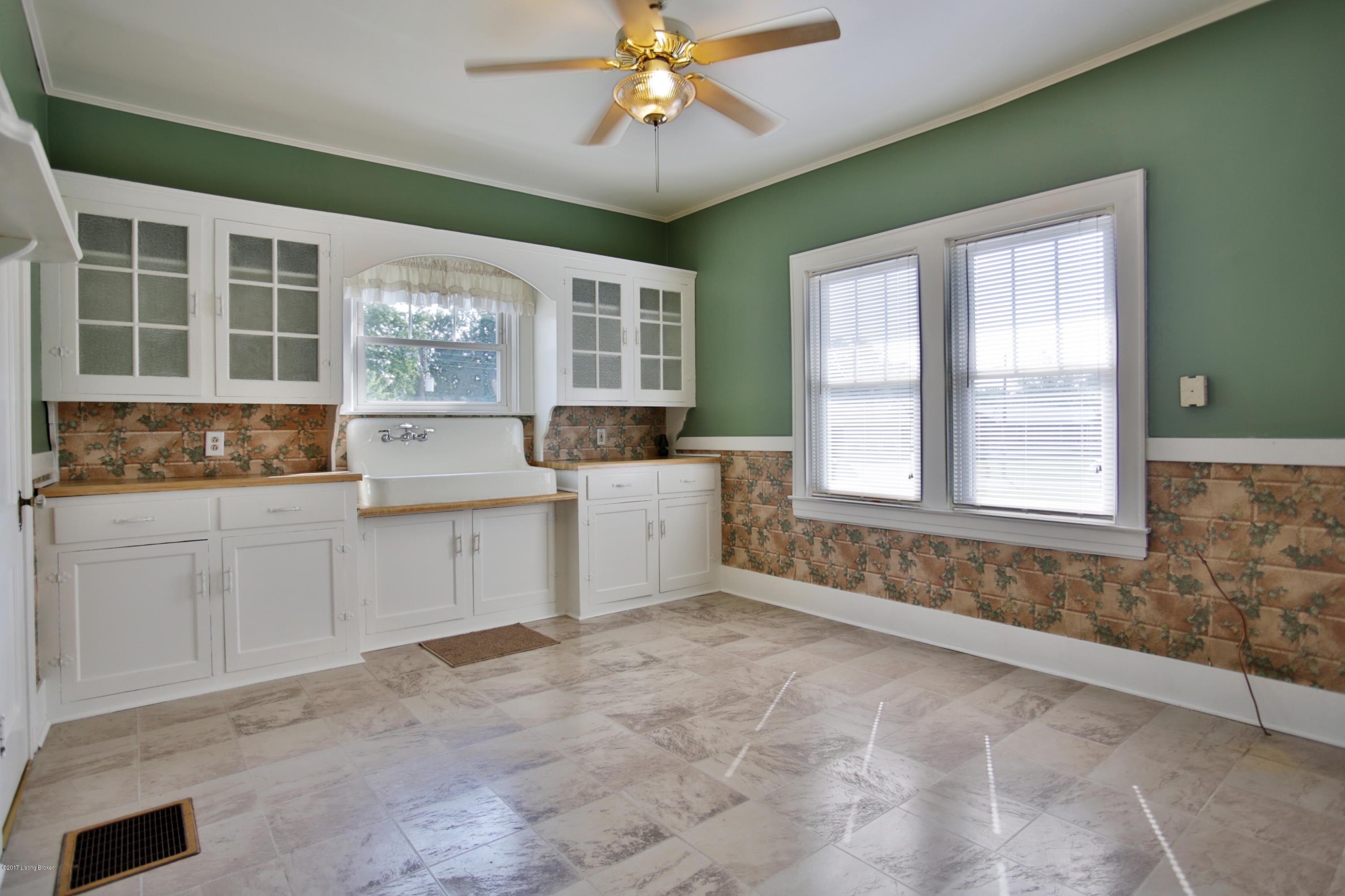 4143 Cane Run Road Louisville, KY 40216 - Photo 17 of 47 17
