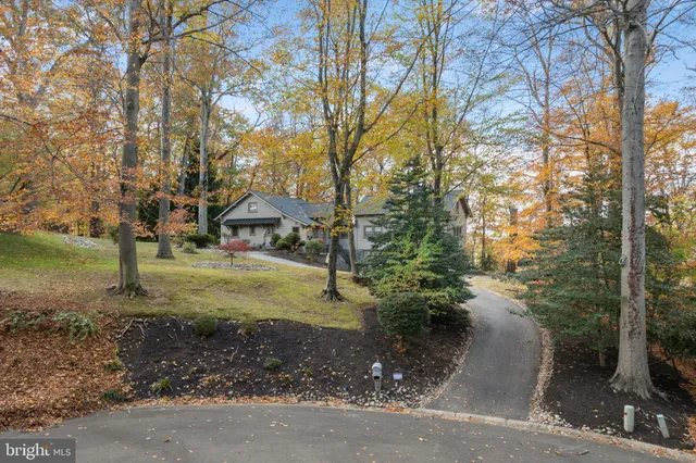 $1,070,000 | 1116 Wooded Way Drive, Media, PA 19063