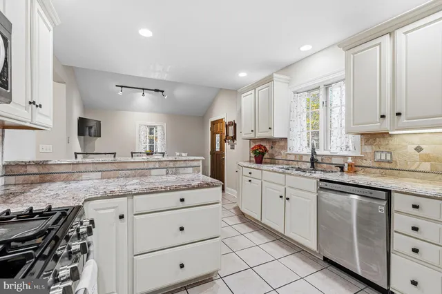 $1,070,000 | 1116 Wooded Way Drive, Media, PA 19063