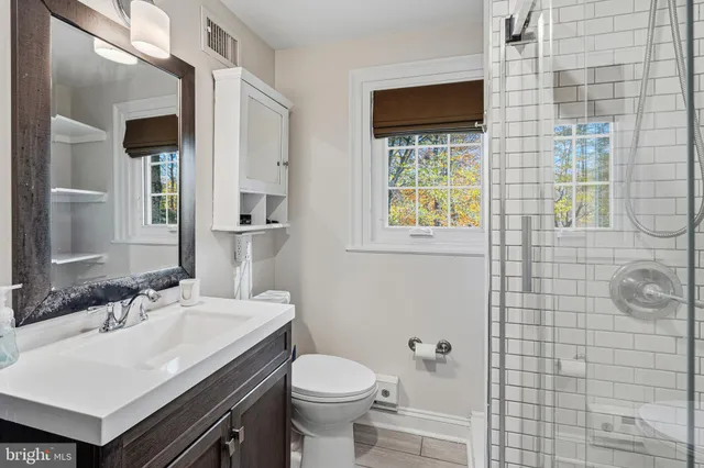 $1,070,000 | 1116 Wooded Way Drive, Media, PA 19063