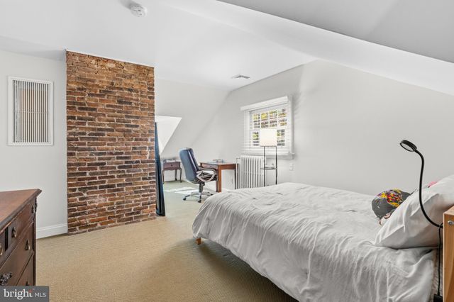 $1,070,000 | 1116 Wooded Way Drive, Media, PA 19063