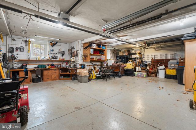 $1,070,000 | 1116 Wooded Way Drive, Media, PA 19063